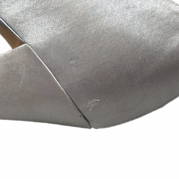 Enzo Angiolini Shoes Womens 8.5M Silver Satin Pump Buckle Bridal Gala Cocktail - Picture 2 of 16